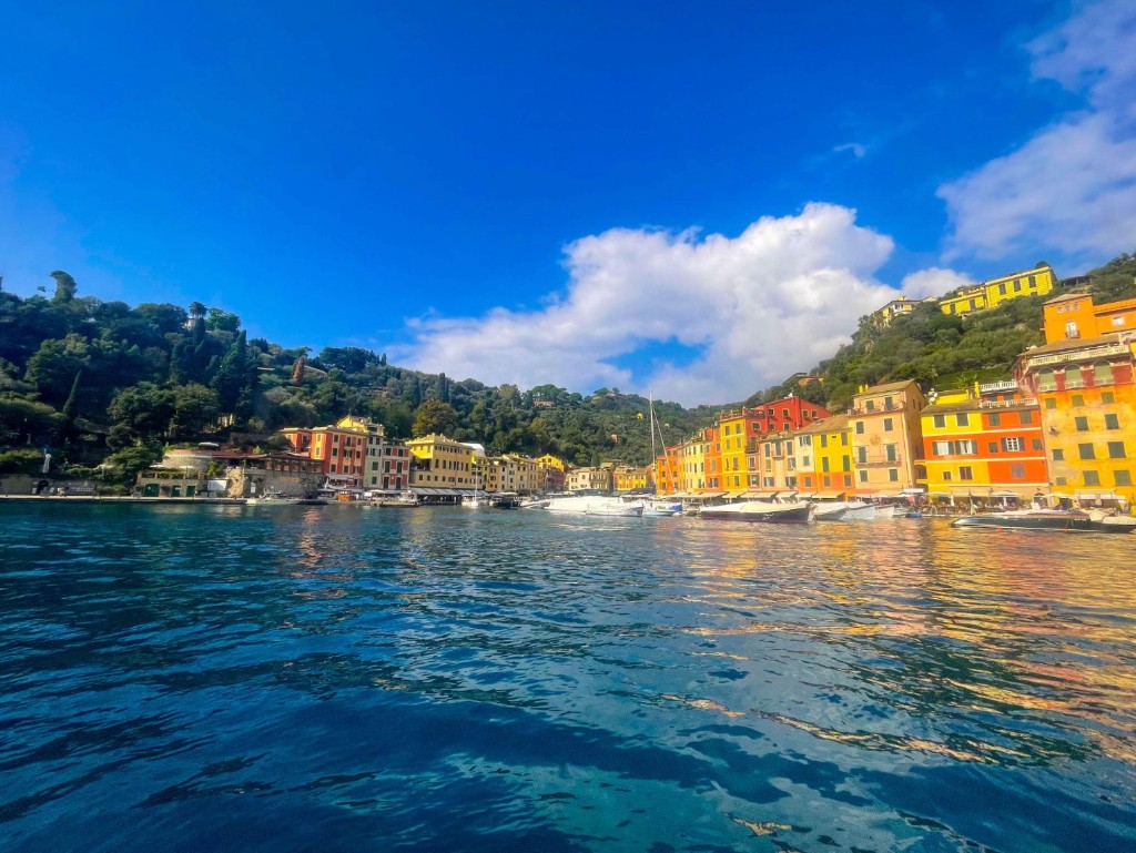 Walking route from Portofino tender pier to FARMACIA meeting point